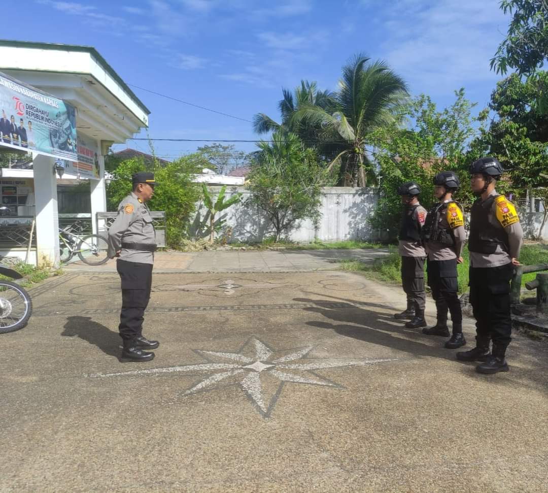 Ciptakan Situasi Aman, Polres Kapuas Amankan Kantor Bawaslu Jelang Pilkada Serentak 2024