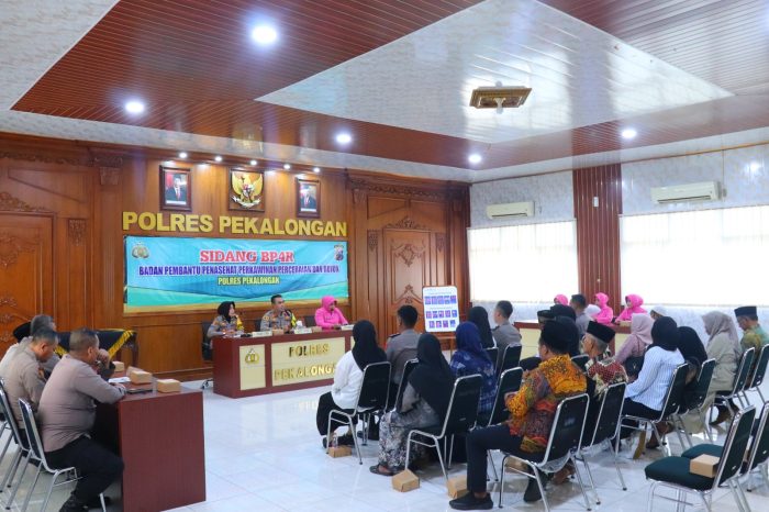 Tiga Anggota Polres Pekalongan Mendapatkan Pembekalan Saat Jalani Sidang BP4R
