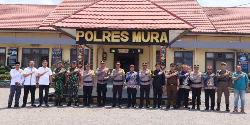 Wakapolda Kalteng Cek Personel Dan Sarpras Polres Murung Raya