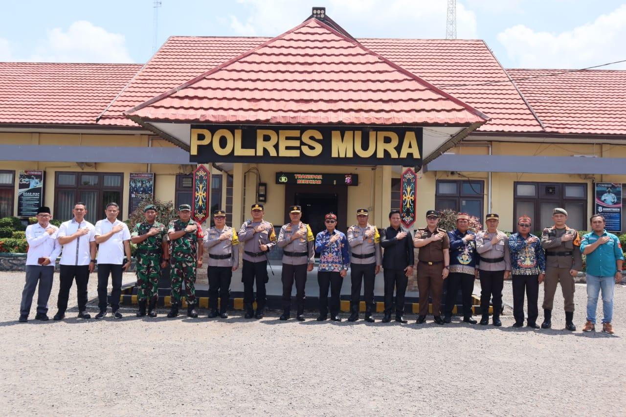 Wakapolda Kalteng Cek Personel Dan Sarpras Polres Murung Raya