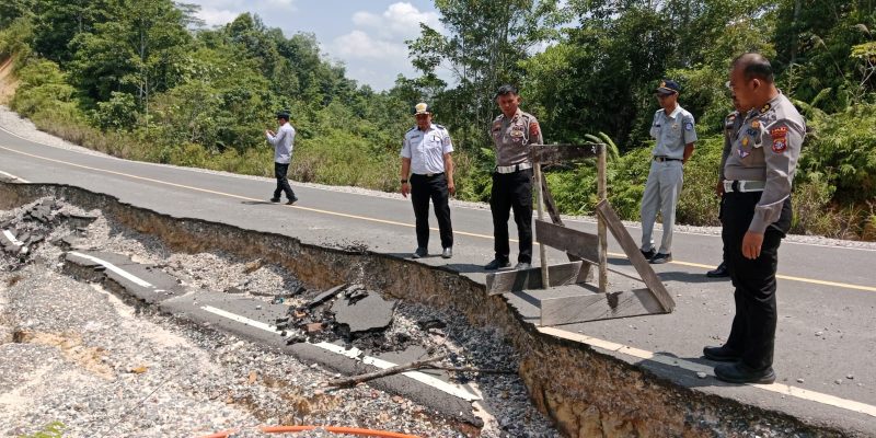 Ditlantas Polda Kalteng Lakukan Survey Infrastruktur Jalan di Wilayah Barut