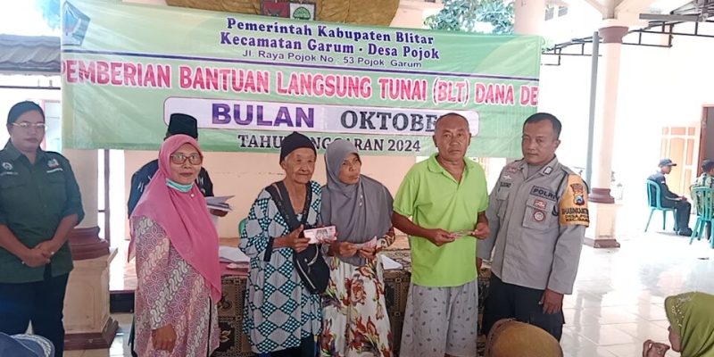 35 KPM Warga Desa Pojok Terima BLT DD Bulan Oktober