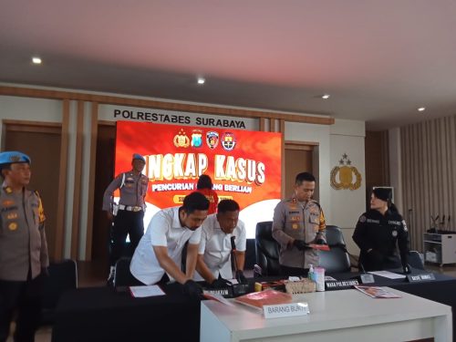Satreskrim Polrestabes Surabaya Mengungkap Kasus Pencurian Gelang Berlian