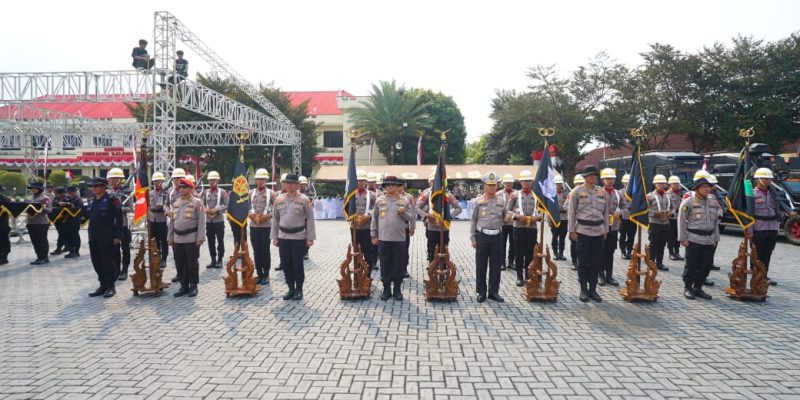 Jokowi Beri Tanda Kehormatan Nugraha Sakanti ke 7 Satker Polri 14 Oktober