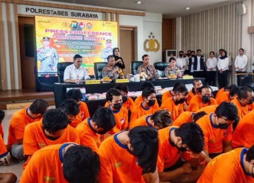 Selama 2 Minggu Operasi Tumpas Narkoba Semeru 2024,  Satresnarkoba Polrestabes Surabaya Amankan 83 Tersangka