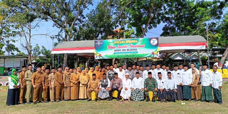 Keluarga Besar SMP Negeri 1 Rejoso Peringati Hari Santri Nasional 2024