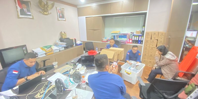 Penggeledehan Di Kantor KLHK Jakarta