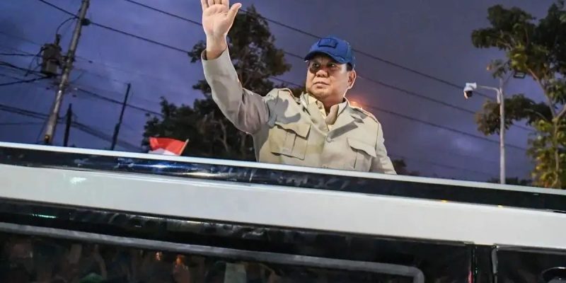 Presiden dan Menteri Bermalam di Akmil Lembah Tidar