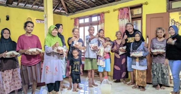 Di Hari Sumpah Pemuda,LP3 Membagikan Bansos Di Wilayah Kabupaten Rembang