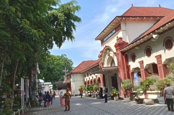 Hari Kedua Mogok Hakim se-Indonesia Banyak Perkara Tidak Disidangkan Begini Kata Akademisi Sekaligus Praktisi UMSurabaya