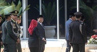 Jokowi Didampingi Prabowo Tiba di Gedung Parlemen Jelang Pelantikan DPR