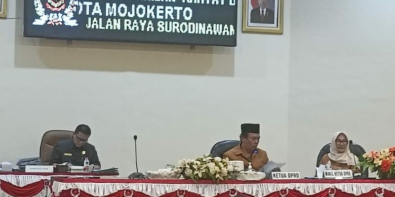 DPRD Kota Mojokerto Rapat Dengar Pendapat (RDP) dengan DPUPR Perakim Terkait Masalah Sarpras Gedung Dewan