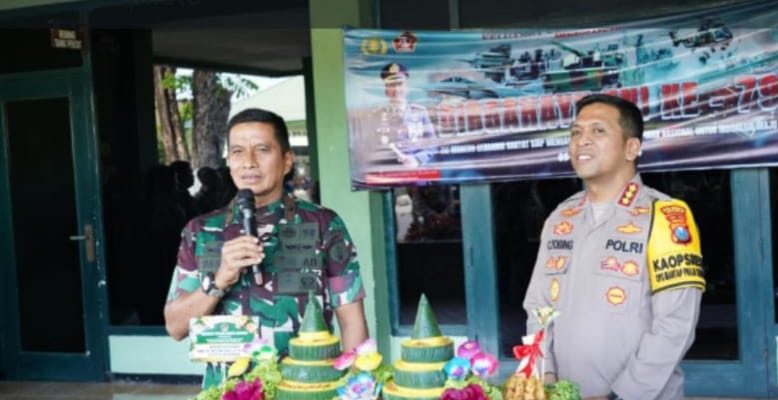Beri Kejutan Istimewa Kapolresta Sidoarjo Kepada Korem 084/BJ di HUT Ke-79 TNI