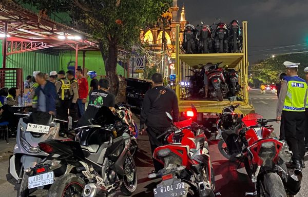 Satlantas Polrestabes Surabaya Amankan 47 Motor Diduga Balapan Liar di Surabaya
