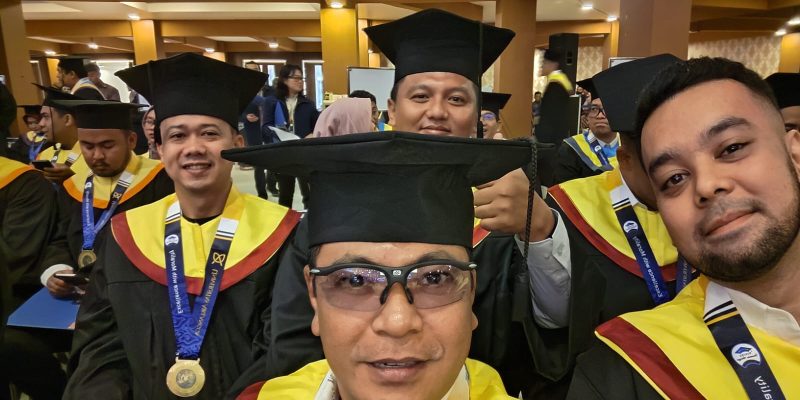 Pengacara Prof. Dr. Oscarius Wijaya, Bertambah Gelar Cumlaude Unair