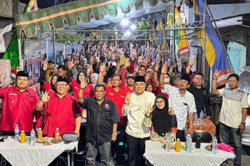 PDI-P Surabaya Gencarkan Sapa Warga Sosialisasikan Eri-Armuji dan Risma Gus Hans