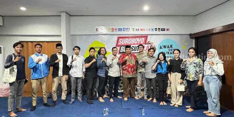 Pemuda Surabaya Deklarasi Dukung Eri Cahyadi-Armuji, Siap Bangun Kota Pahlawan