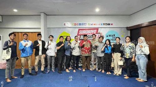 Pemuda Surabaya Deklarasi Dukung Eri Cahyadi-Armuji, Siap Bangun Kota Pahlawan