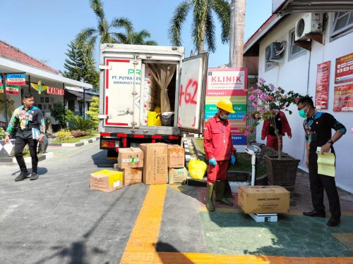 Lapas I Madiun Laksanakan Pengangkutan Sampah Limbah Medis