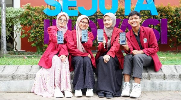 Aplikasi Buatan Mahasiswa UM Surabaya Lolos PIMNAS