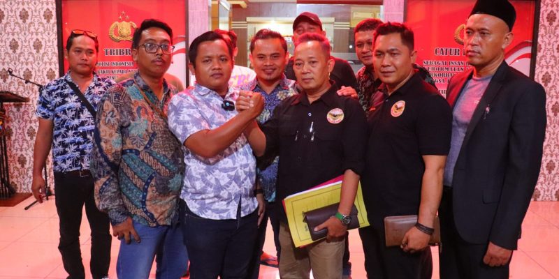 Simpatisan Pendukung Yang Sempat Saling Lapor Usai Ricuh Pengundian Nomor Urut Cabup Pekalongan Sepakat Berdamai