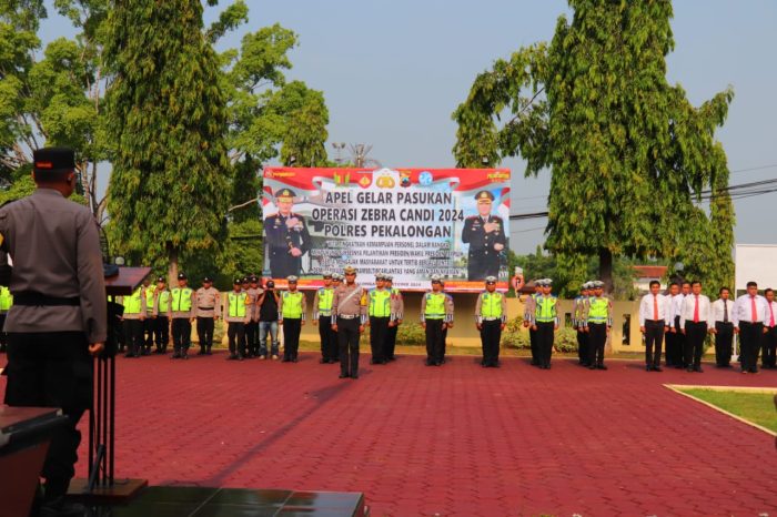 Kapolres Pekalongan Pimpin Apel Gelar Pasukan Operasi Zebra Candi 2024