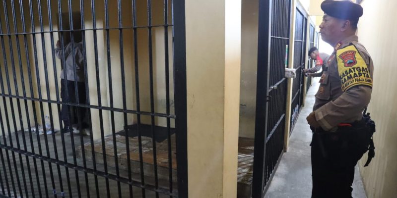 Cek Ruang Tahanan, Polres Pekalongan Pastikan Kondisi Tahanan Aman dan Lengkap