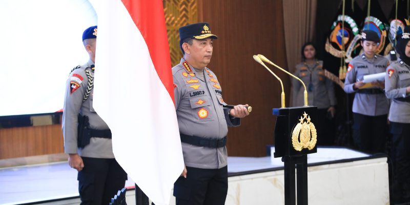 Kapolri Pimpin Kenaikan Pangkat 4 Pati-Pamen Polri