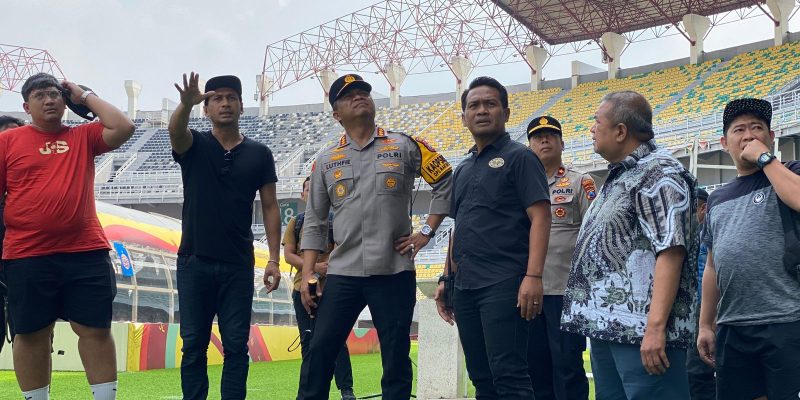 Kapolrestabes Surabaya Tinjau Stadion Gelora Bung Tomo Jelang Laga Persebaya vs Persija