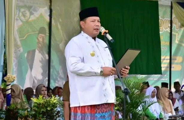 Deva Oktavianus Pjs Bupati Mura Pimpin Upacara Peringatan Hari Santri Nasional