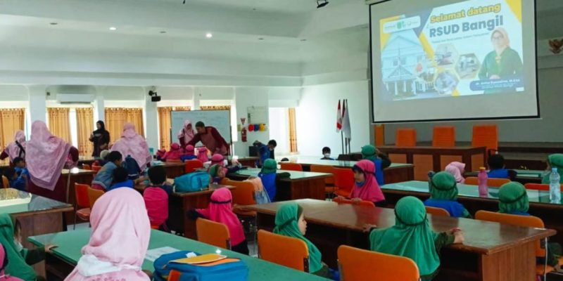 Kunjungan TK Al Uswatun ke RSUD Bangil dalam Rangka Hari Pahlawan