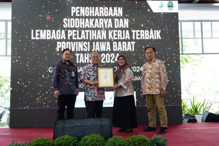 Pemerintah kota Depok Dorong Pertumbuhan Ekonomi, Kota Depok Borong Lima