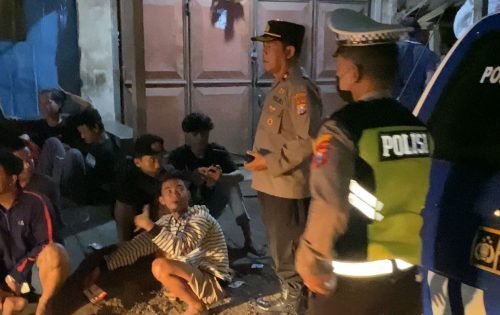Gerombolan Pemuda Pemudi Di Sidodadi Bikin Gaduh Bubar Berkat Respon Cepat Polsek Simokerto