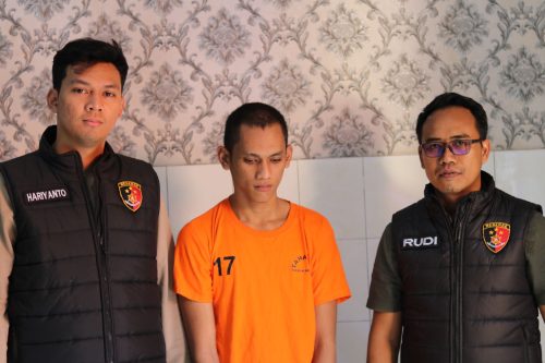 Tersangka Kasus Pencurian Sepeda Motor di wilayah Genteng Surabaya