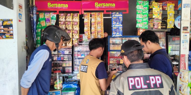 Meminimalisir Peredaran Rokok Ilegal, Satpol PP Kota Mojokerto Gencarkan Operasi Bersama Tim Gabungan