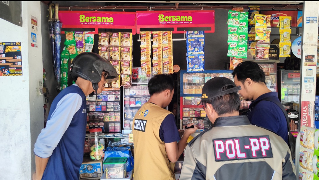 Meminimalisir Peredaran Rokok Ilegal, Satpol PP Kota Mojokerto Gencarkan Operasi Bersama Tim Gabungan