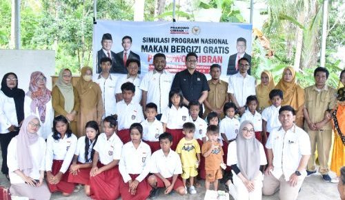 Tinjau Simulasi Makan Bergizi Gratis, Masyarakat Sehat, Perekonomian Tumbuh Berkembang
