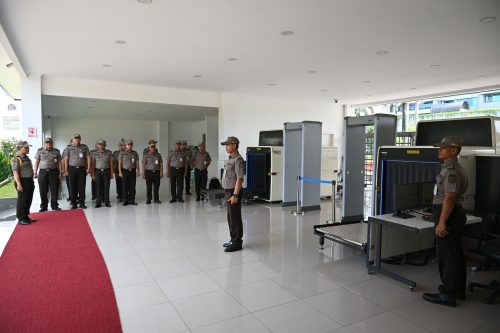 Antusias Sikap Sempurna Nyanyikan Lagu Kebangsaan Indonesia Raya