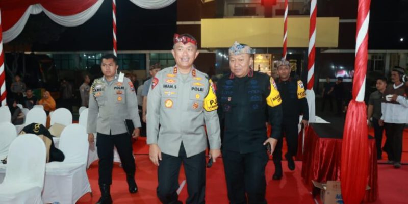 Polda Jatim Gelar Wayang Kulit di HUT Korps Brimob ke-79 dan Polairud ke-74