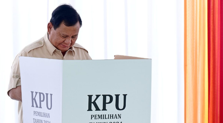 Presiden Prabowo Gunakan Hak Pilih di TPS 008 Desa Bojongkoneng
