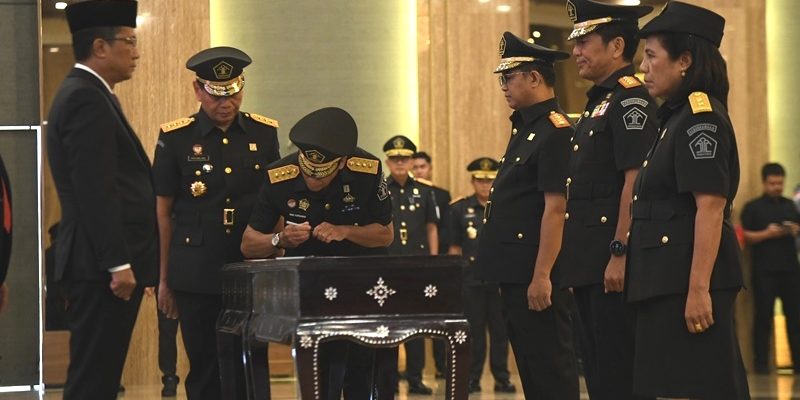Dukung Penuh Asta Cita, Menteri Hukum Lantik 11 Pimpinan Baru