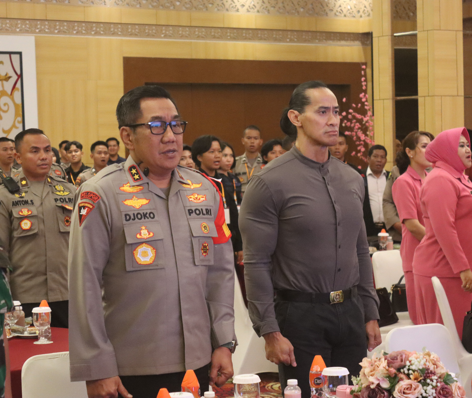 Dukung Program Asta Cita Presiden Prabowo, Polda Kalteng Gelar Seminar Kesehatan Hadirkan Ade Rai Sebagai Pemateri