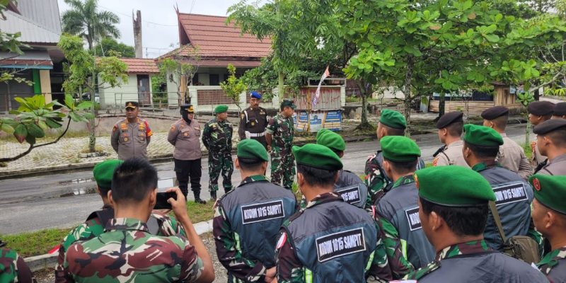 Kapolresta Palangka Raya Pimpin Apel Kesiapan Pengamanan Kunjungan Wapres RI di Pasar Kahayan