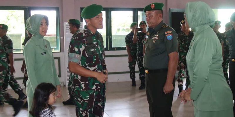 Dandim 1011/Klk Pimpin Acara Korps Raport Penerimaan Personel Baru.
