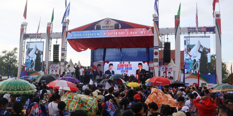 Ribuan Massa Menghadiri Kampanye Akbar Koyem SHD di Palangka Raya