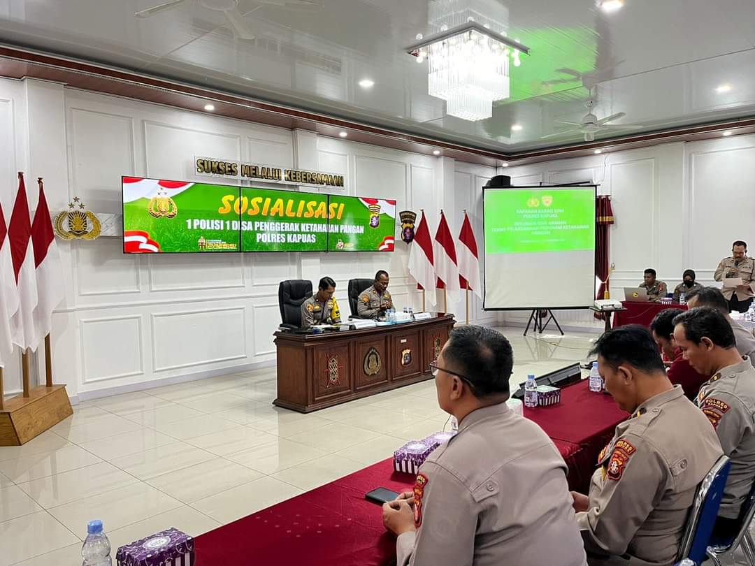 Wakapolres Kapuas Berikan Sosialisasi 1 Polisi 1 Desa Penggerak Ketahanan Pangan Polres Kapuas