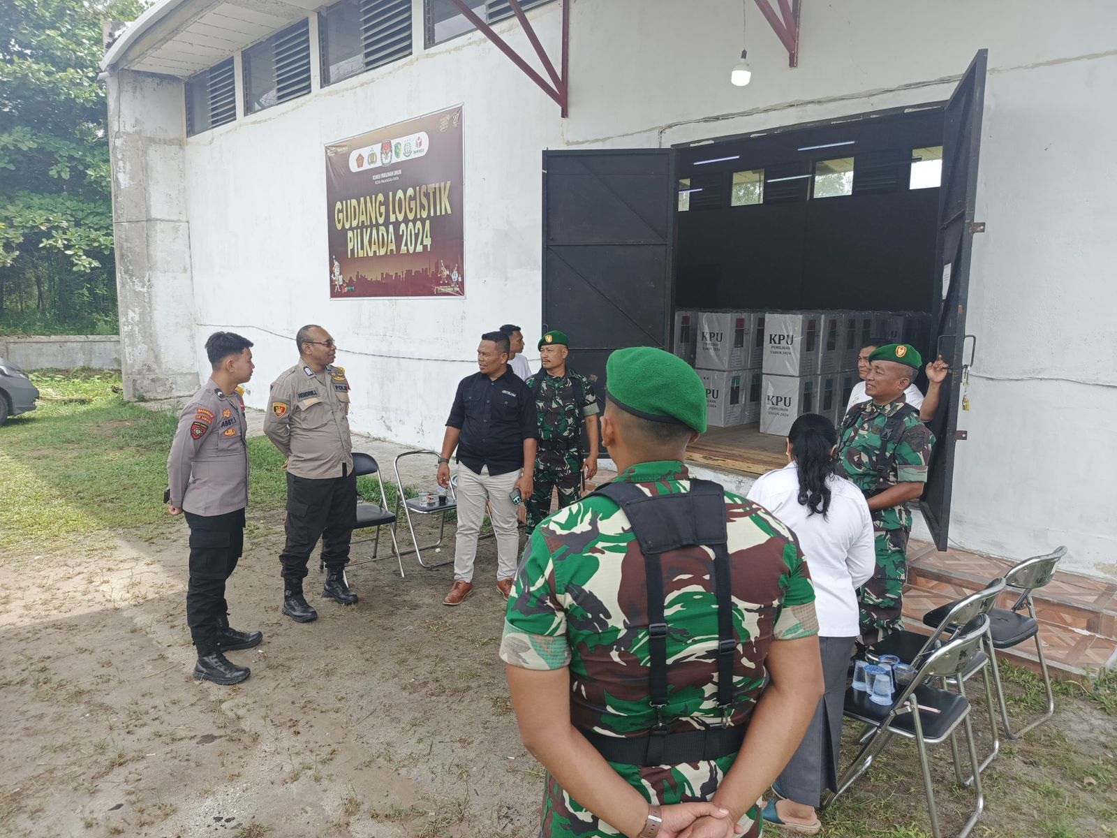 Satgas OMP Polresta Dampingi Terima Kunjungan Kodim 1016 di Kantor KPU Kota Palangka Raya