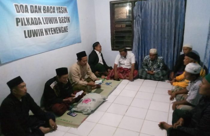 Kiyai Suradi Ulama Kab Pekalongan Yasinan dan Ajak Warga Jaga Kerukunan Menuju Pilkada 2024 Aman Dan Damai