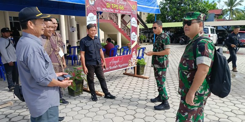 Pastikan Situasi Aman, Dandim 1016/Plk Tinjau Tempat Pemungutan Suara