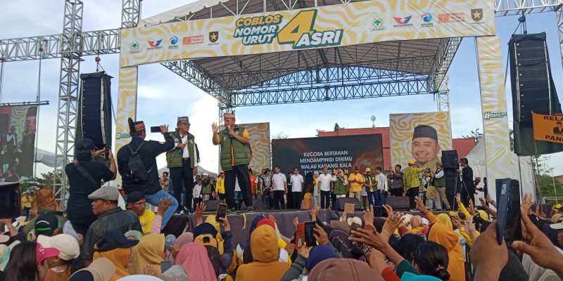 Kampanye Pasangan Cagub dan Cawagub Kalteng Nomor 04 ASRI Dimeriahkan Oleh Artis Ibu kota